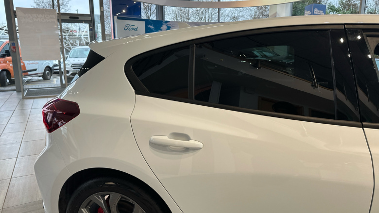 Ford Focus 1.0 EcoBoost Hybrid mHEV 155 ST-Line 5dr Auto Petrol Hatchback